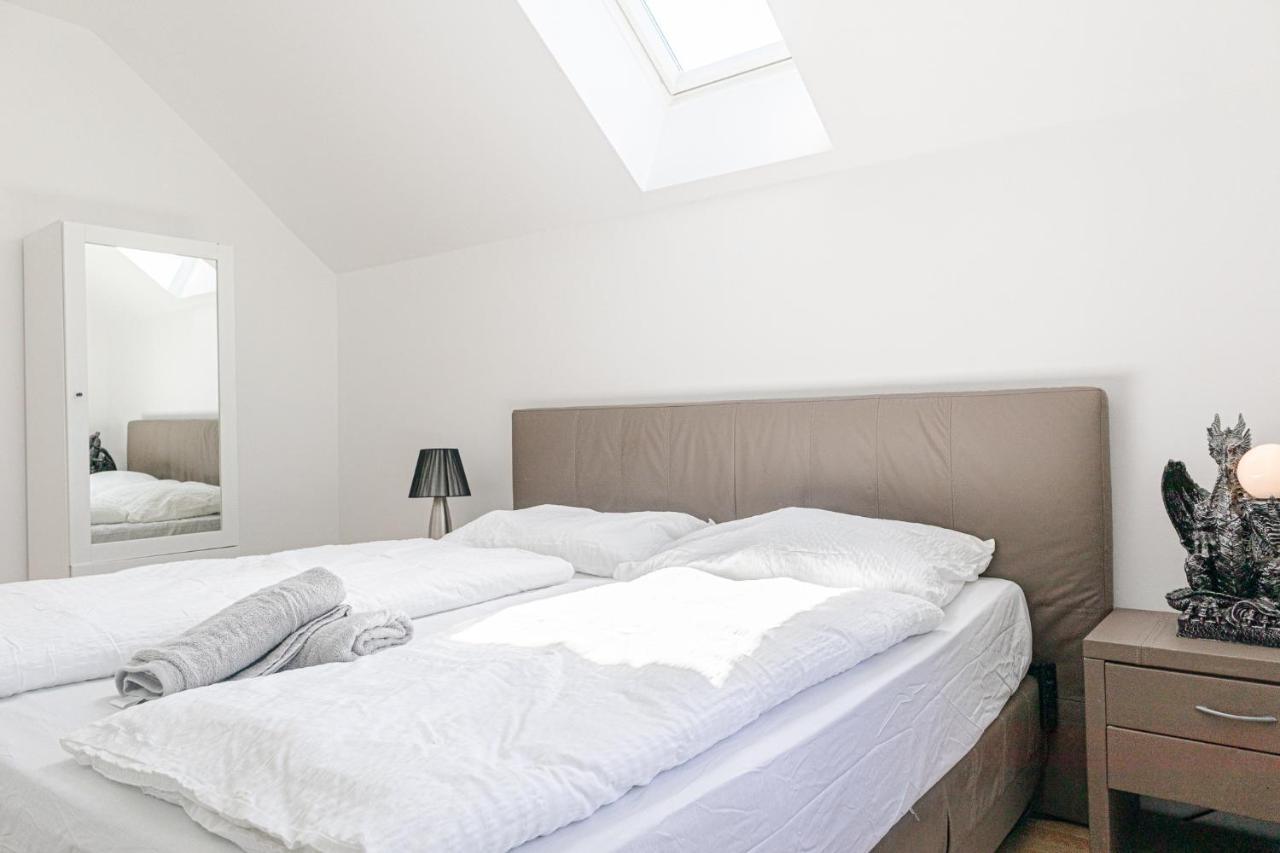 Exquisite Shared Villa - Your Private Room In This Beautiful Home 비엔나 외부 사진